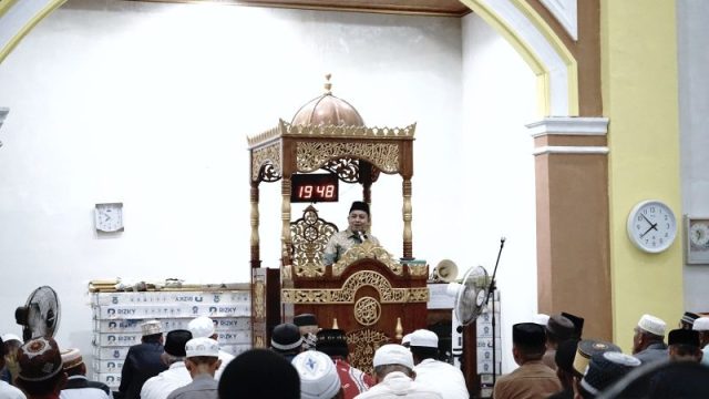 Ahmad Yani Tutup Safari Ramdhan di Kabaena Barat